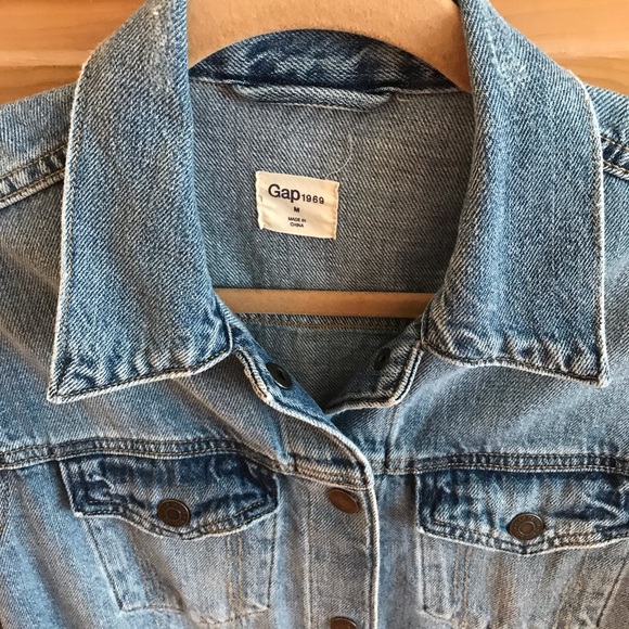 NWOT GAP Boyfriend Jean Jacket - Picture 3 of 7